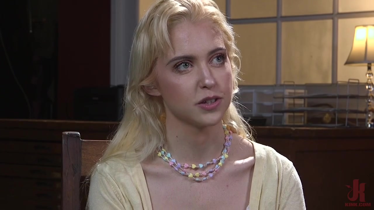 SEX AND SUBMISSION - Chloe 2